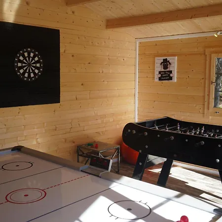 Golf, Bain A Remous, Piscine Et Activites Ludiques : De Luxe Pour 4 Adultes + 2 Enfants - Fr-1-582-368