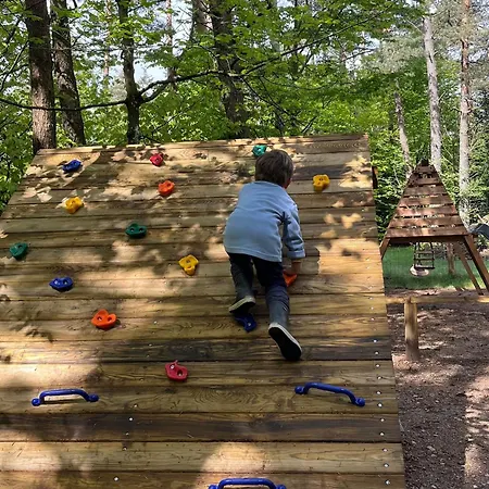 Golf, Bain à Remous, Piscine Et Activités Ludiques : De Luxe Pour 4 Adultes + 2 Enfants - Fr-1-582-368 Séjour à la campagne *