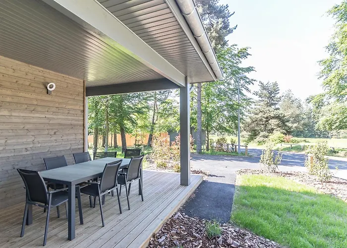 Golf, Bain A Remous, Piscine Et Activites Ludiques : De Luxe Pour 4 Adultes + 2 Enfants - Fr-1-582-368