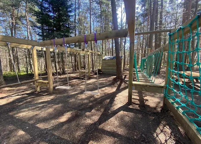 Дом отдыха Golf, Bain A Remous, Piscine Et Activites Ludiques : De Luxe Pour 4 Adultes + 2 Enfants - Fr-1-582-368